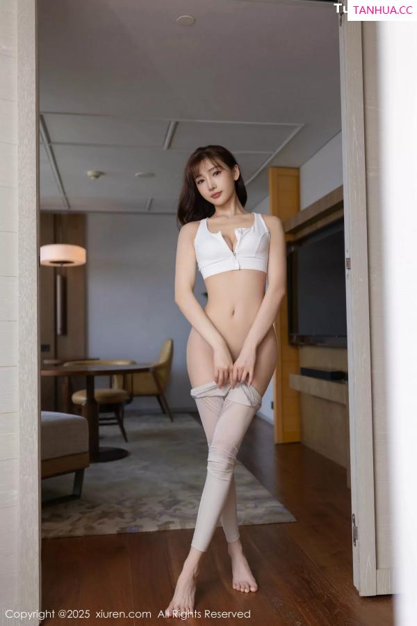 陆萱萱  [XiuRen]高清写真图 2025.05.29 No.10343 陆萱萱 情趣睡服第26张图片
